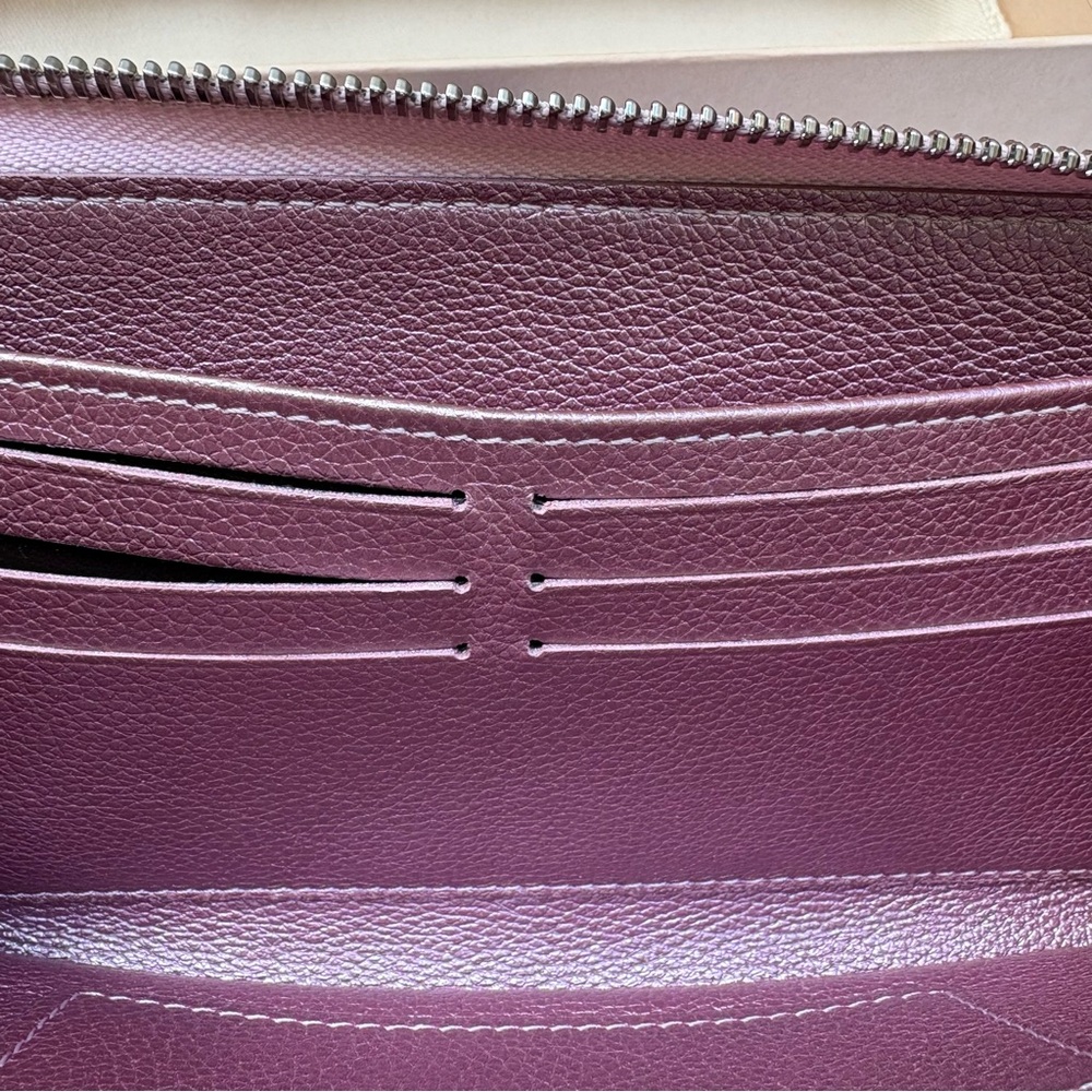 ❌SOLD❌ Louis Vuitton Lock Me Wallet in Crystal Rose Metallic Leather Zippy - Picture 14 of 17